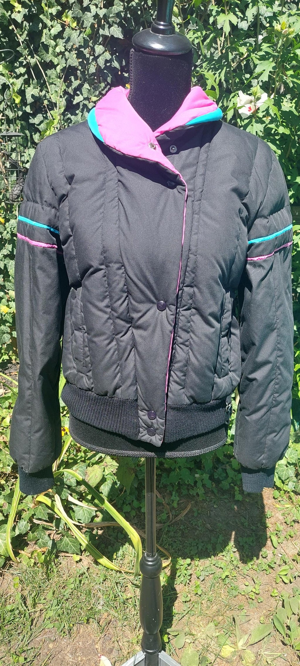 Vintage 1980s Obermeyer Black Teal & Pink Striped Puffy Carrie Style Ski Jacket