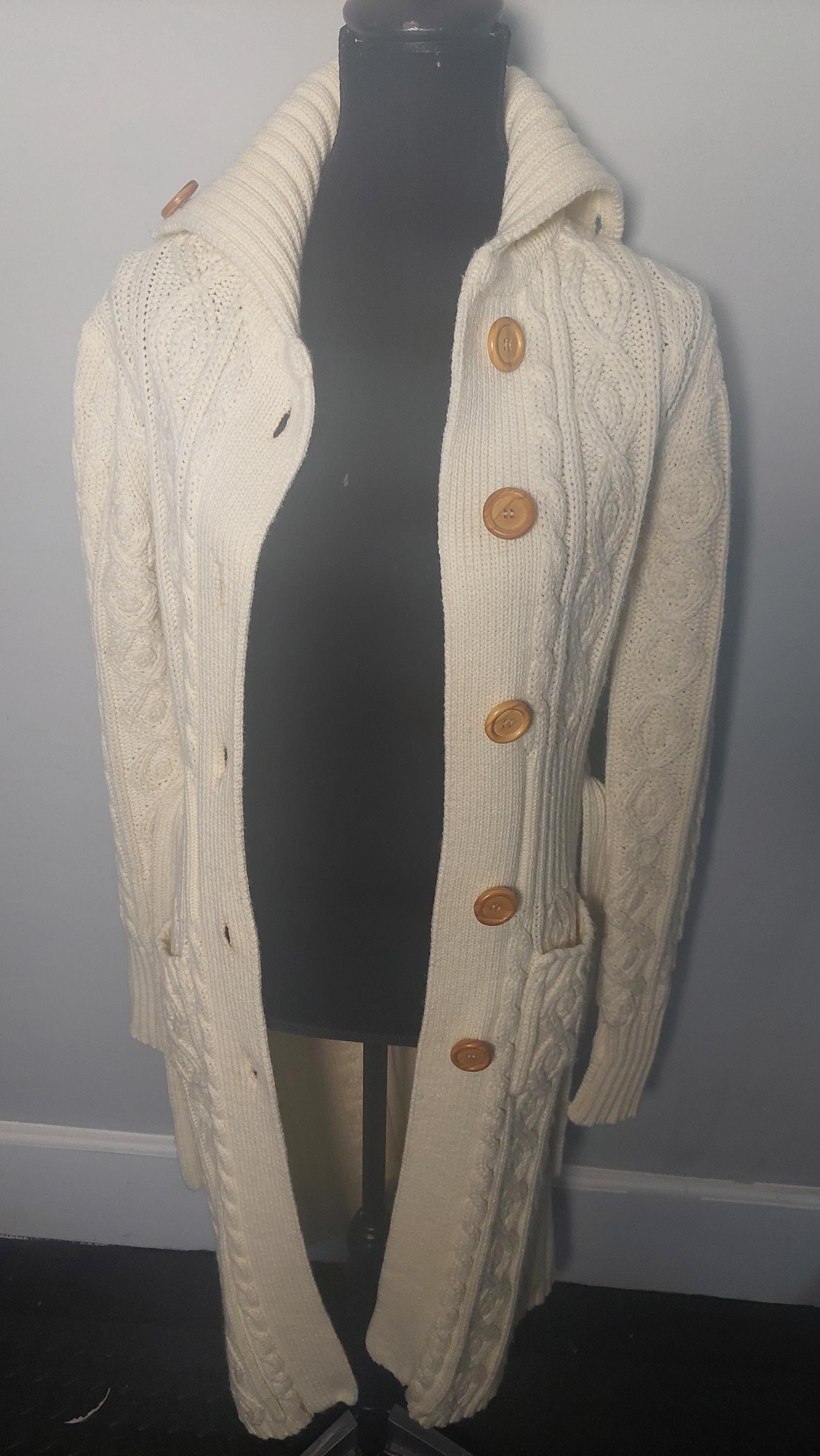 1970s Cream Cableknit Acrylic Versatile Duster with Wooden Buttons Made in Taiwan
