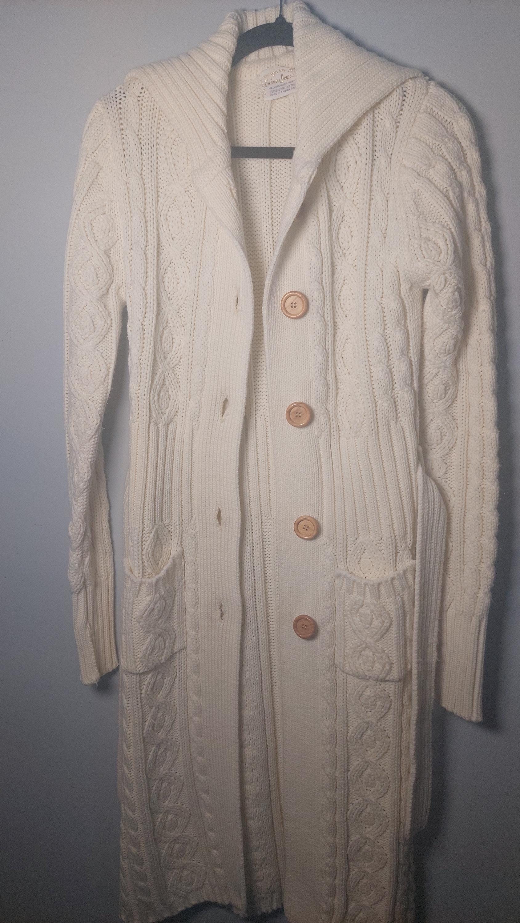 1970s Cream Cableknit Acrylic Versatile Duster with Wooden Buttons Made in Taiwan