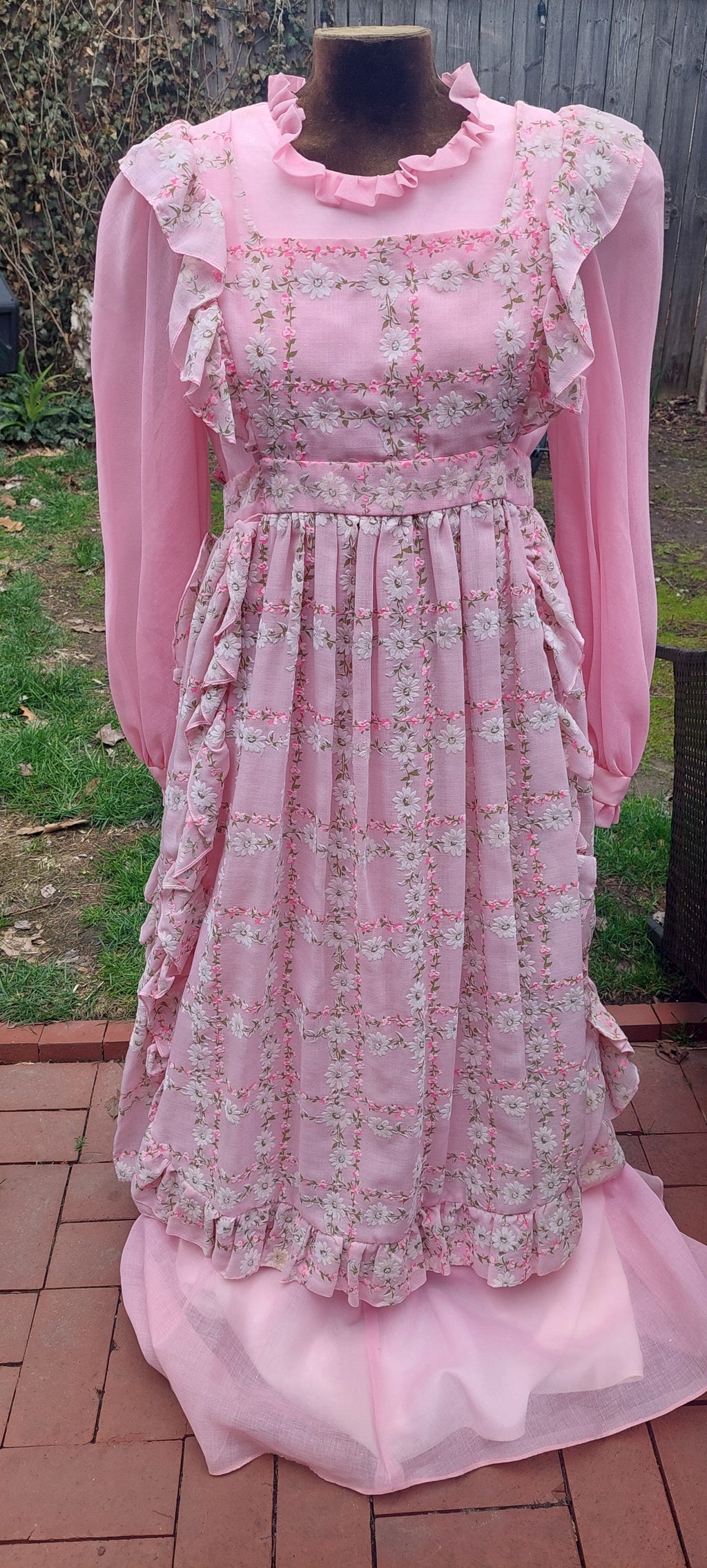 1970s Emma Domb Prairie Dress:2-Piece Pink Boho Maxi Gown with Ruffled Pinafore