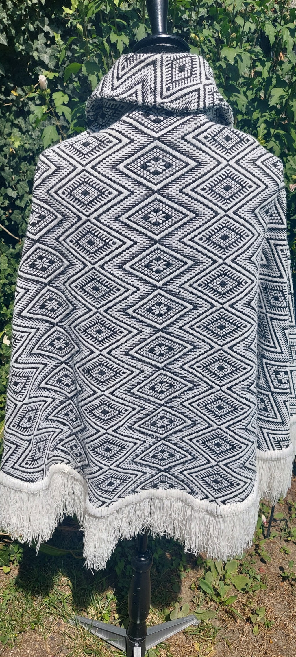 1970s Guatemalan Cotton Poncho: Black & White Boho Woven Bamboo